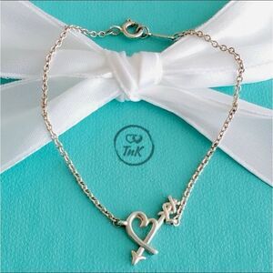 Tiffany & Co Paloma Picasso Loving Heart Arrow Bracelet - Silver - 7”